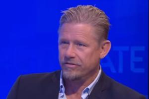 舒梅切尔：梅西第一球应该被判无效，因为麦卡利斯特在进攻中犯规