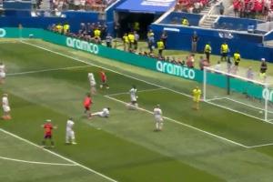 西班牙1-0领先奥地利！奥亚萨瓦尔破门，库库雷利亚助攻