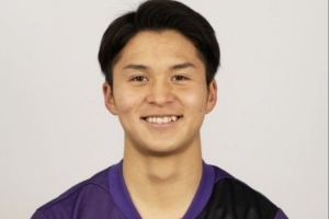 韩媒：美因茨正关注19岁京都不死鸟中场尹星俊，球员接近入籍日本
