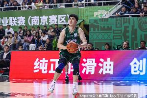 媒体人：这不是赵柏清首次想离开同曦队 续约僵局恐重蹈周琦覆辙